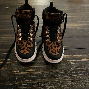 Sneaker Boot! So cute!